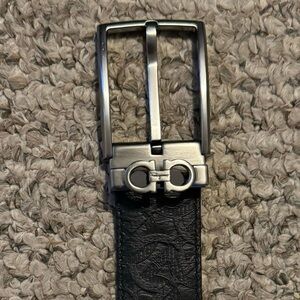 Salvatore Ferragamo Gancini Reverable Buckle Belt Black and Brown Size Small 30”